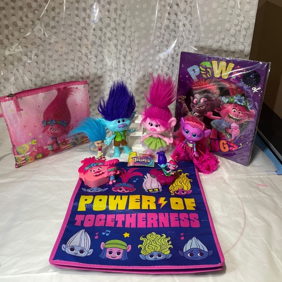 👀2 for $20- Dreamworks Trolls 🌈bundle - Picture 1 of 14